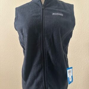 Columbia Black Sleeveless Fleece